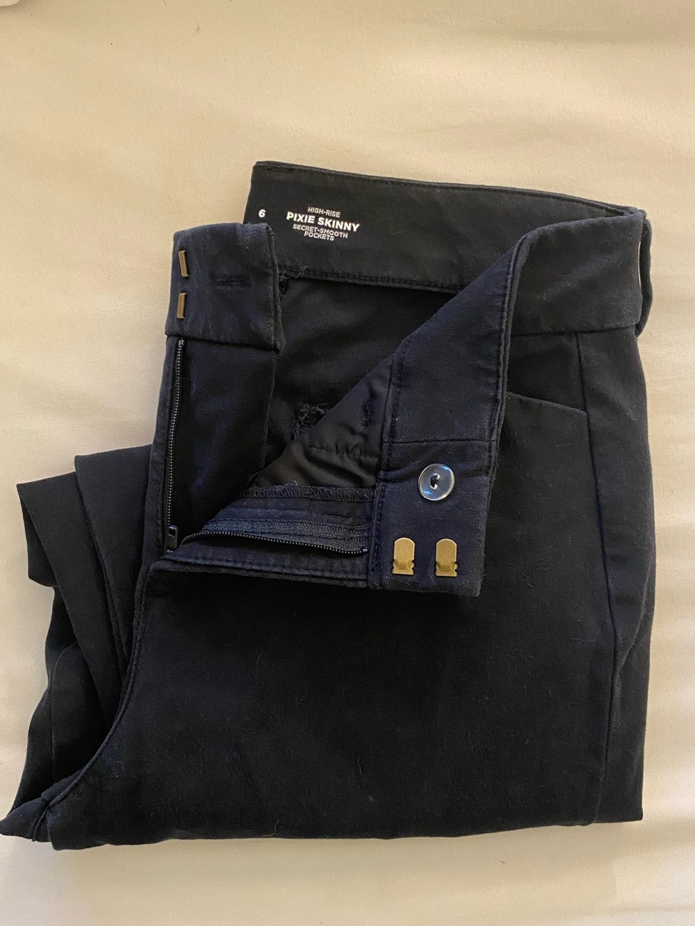 Old Navy Black Pixie Skinny High-rise Pants